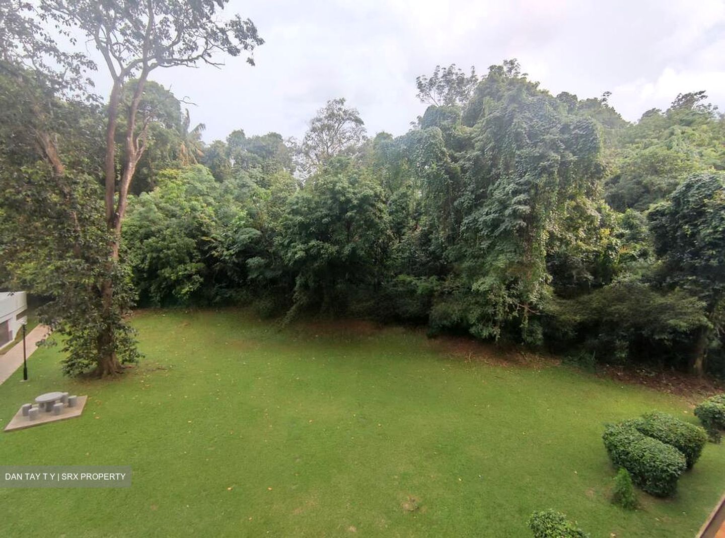 Lakeview Estate (D20), Apartment #555974731